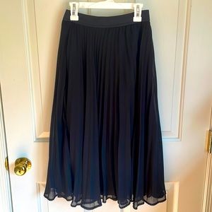 Black Pleated Skirt - Hollister
